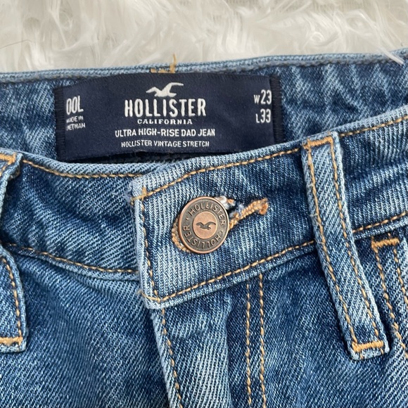 NWOT Hollister Ultra Hi-Rise Dad Jeans - Picture 5 of 5